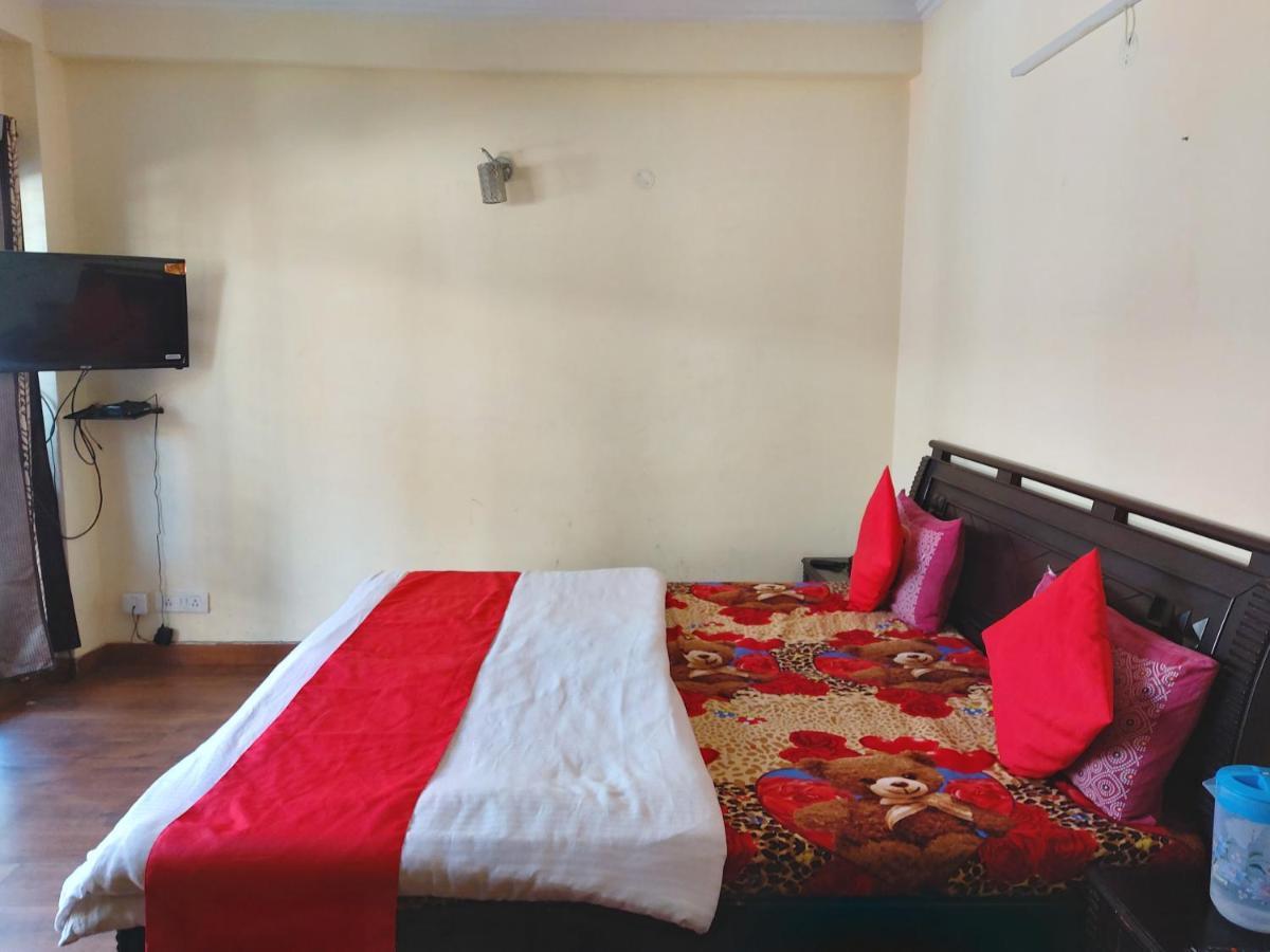 Goroomgo You And Me Nainital Exterior photo